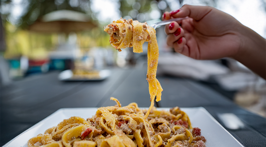 Tagliatelle alla Bolognese | ARTIPASTA Italian Food